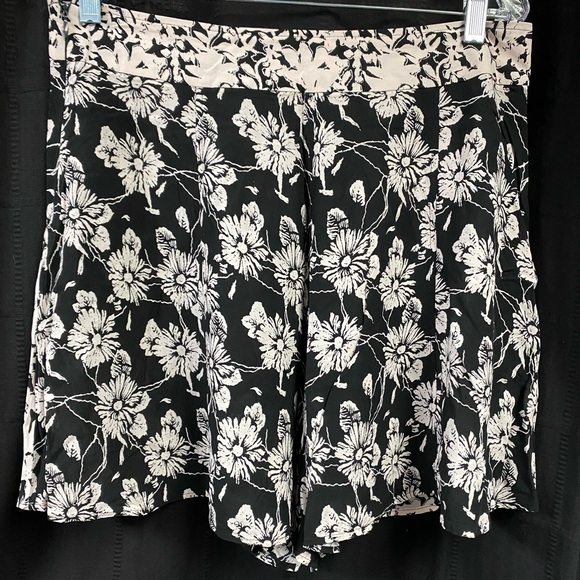 Free People Culottes/Shorts - Picture 2 of 6